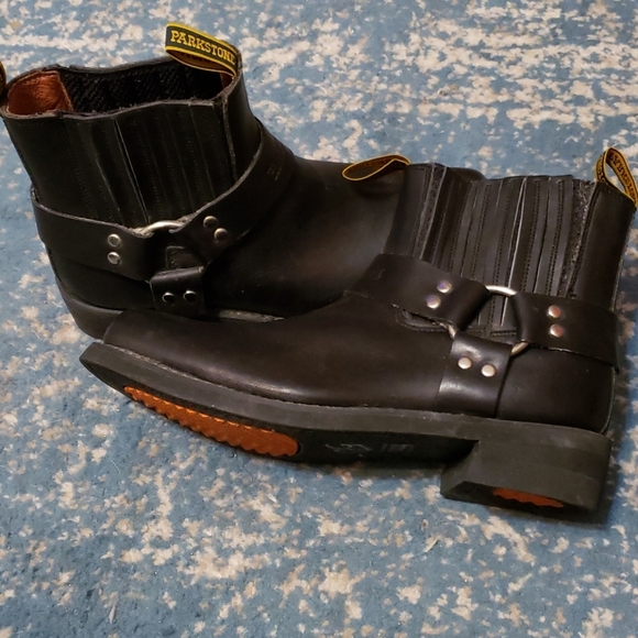 Parkside Black LeatherShort Boots size 10 1/2 - Picture 6 of 10